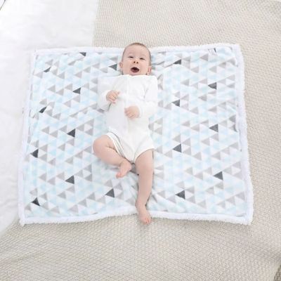 Couverture bébé - Triangle - Mon Bébé Dodo