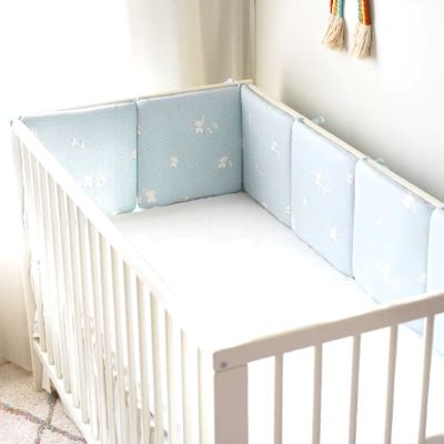 tour-de-lit-bebe-animaux-confortable